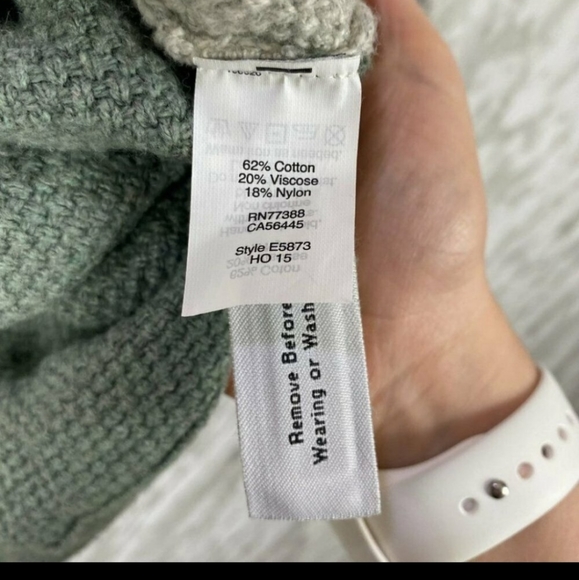 Madewell Feature Sweater in Colorblock - Size Extra Small - Faux Wrap, Textured - Picture 8 of 11